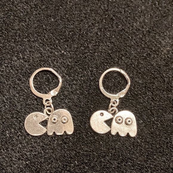 Jewelry - NWT Silver PAC Man Earrings so cute Handmade